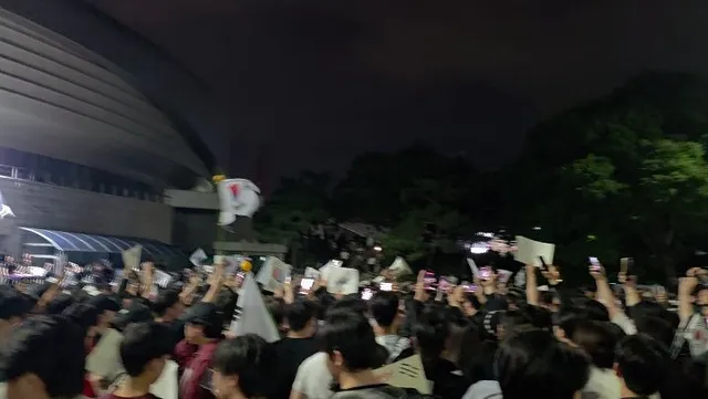 2026 06 07 새벽 3시 아직도 뜨거운 잠실