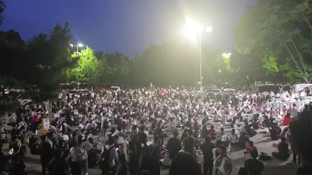 잠실 올공 새벽 4시반 에너지 실화냐

새벽갬성+한남동 헌재때의 상상이 현실로 오니까
현실 아닌거같음 ㅋㅋ