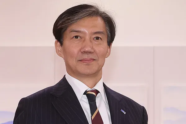 공통점 : 둘 다 3위로 떨어짐