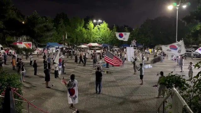 🇰🇷2026.06.26(금) 오전 12:30 올공 실시간
 
비가 쏟아지는 와중에도 많은 시민분들이 함께해
주셨는데, 가장 많았던 순간을 담
