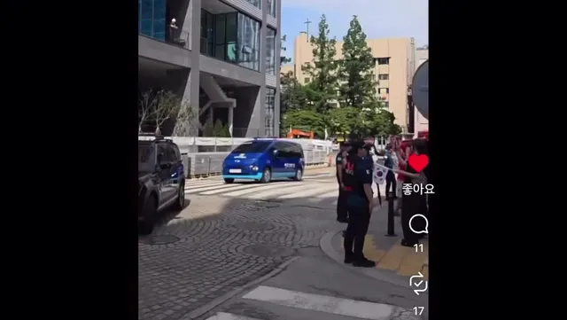 당신의 ‘청년’들이 깨어나고 있습니다 . 조금만 기다리세요 .
