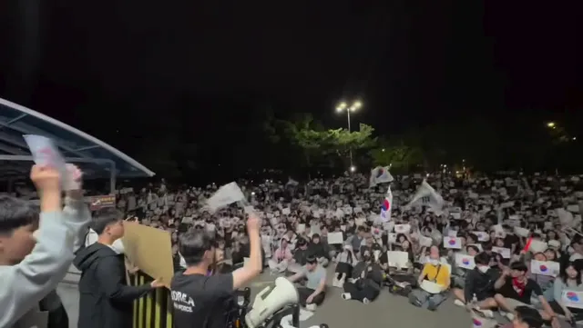 한국인은 하나다. 우리한국인은 절대 흩어지지않습니다