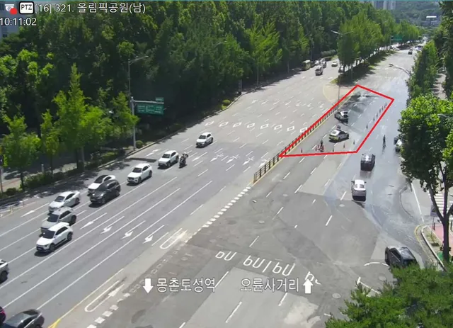 [상수도파열/통제]위례성대로 올림픽공원교차로→올림픽선수기자촌아파트교차로 상수도파열로 상위 3개차로 통제되었습니다. 주의하시기 바랍니다. http