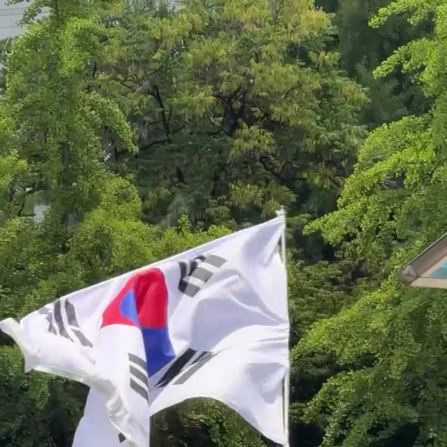 1-5에 혼자 있어요
배가 고파요
밥 먹고 올래요