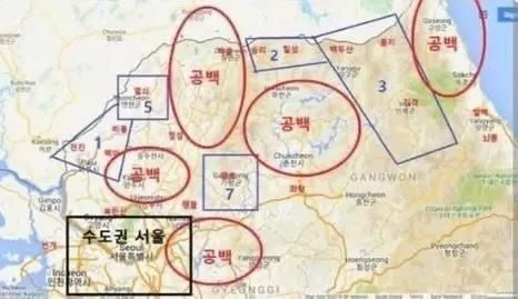 어떤 멍청한 놈이 이 그림 올려놓고 이재명 정권이 북한한테 길 다 터주고 있다고 핫소리 하던데. 공백이라고 써 놓은 자리에 부대가 몇 개나 더 
