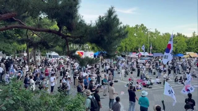 6/26 19:05 올공 현상황

아직 아무도 절 찾아오시지 않았습니당!!
Limited 한미동맹 모자의 주인공은 누구일까요? 😆