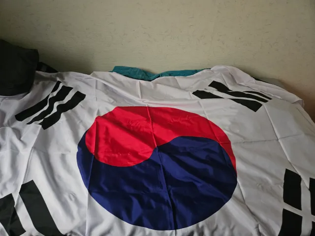 일요일 하루뿐인 휴무 반납하고
대형기들고 3번째 올공 출격합니다

소매넣기 하지말아주세요 
저 내향인이라 무섭습니다