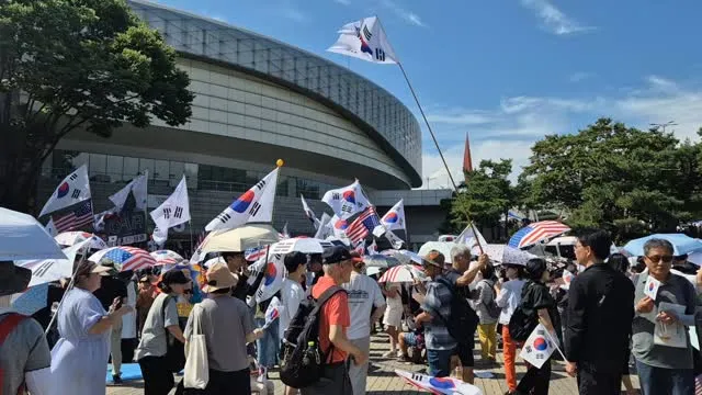 6.27 오후 3:13 현재
날씨만큼 뜨거운 열기