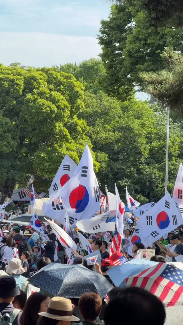 0627 16:41 실시간 올공🇰🇷🫡
뜨거운 날씨만큼 뜨거운 열기가 엄청나요!!!
다들 더위 조심하시고 몸 잘 챙기면서 하시길🙏
자유 민