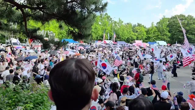 6.27.토.17시. 올공 장엄한 광경을 보라. 다같이 하나되어 외치는 소리 "부정선거 재선거, 당일투표 수개표" 24일 연속, 자유대한민국을 