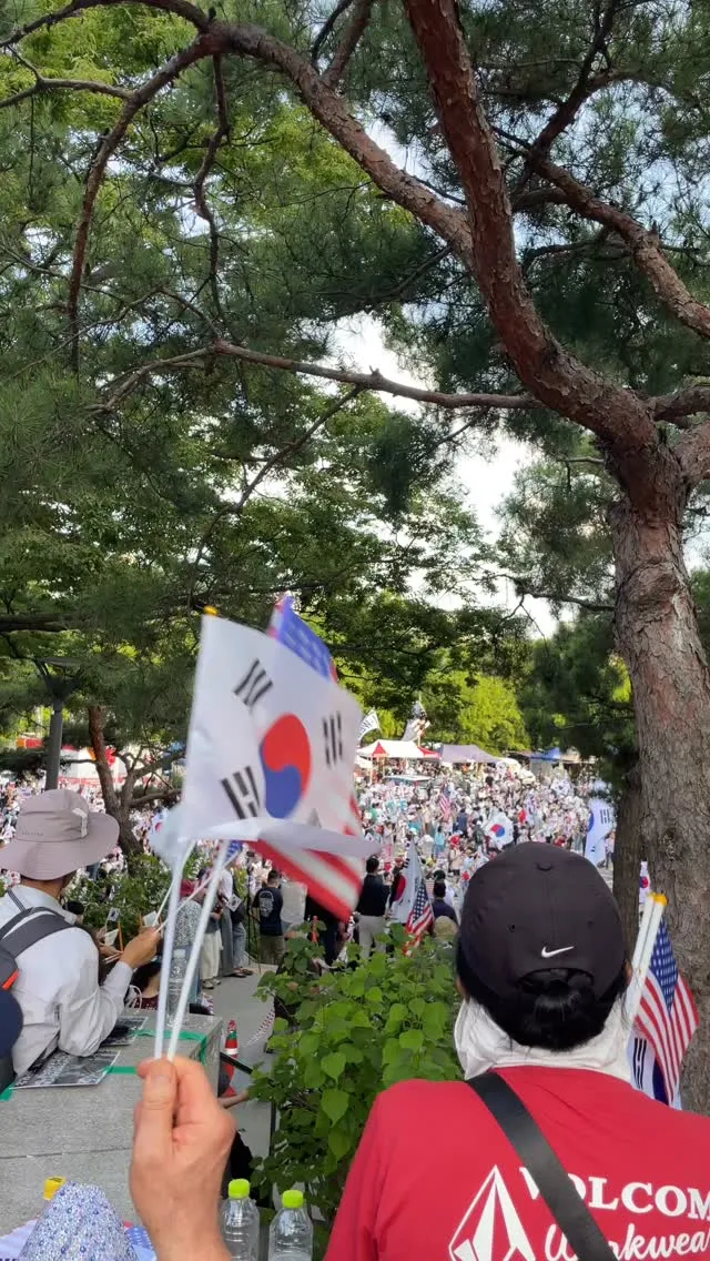 26.06.27 18:19
다들 더운데 고생하십니다 멸공🫶🇰🇷
자원봉사자들 배고프지말라고 짬뽕도 사주시는 애국자분들 감사합니다!
저는 2-
