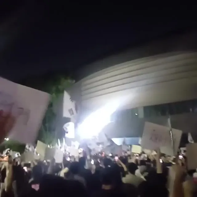 2026년에 민주화운동을 하게될줄이야. 
그것도 현충일에..