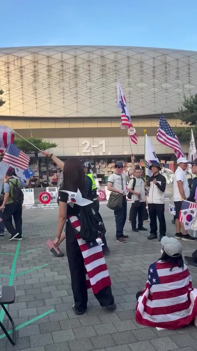 부정선거 A-WEB 한미공조 국제수사 외치는데
우짱 시비털러왔다가 쫓겨나는중ㅋㅋㅋㅋㅋㅋㅋㅋㅋㅋ
난 꿋꿋이 외친다.