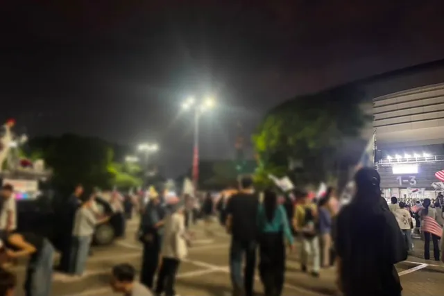 11시 올림픽 공원 
벌레를 무서워하는데 내향인존 모기장 안에서 벌레 나와서 1-4 의자에 앉아서 구호 외치다 몸 아파서 다시 귀가..
차만 안