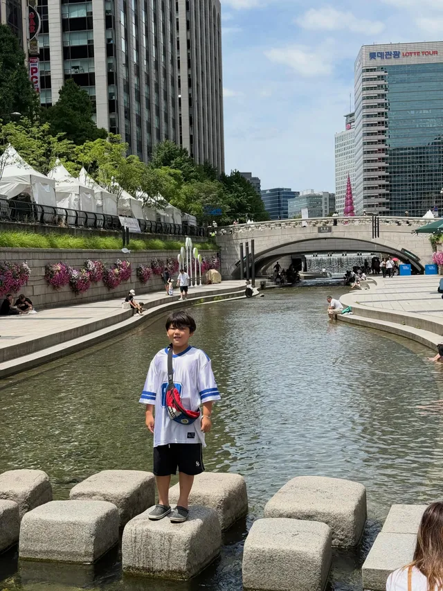 기록 
#올림픽공원 #서울구경#한강공원#한강라면#청계천
국립박물관도가고 여기저기