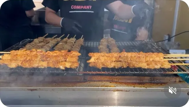 올공에 닭꼬치 와떼 ;;;;;;;;;;;;;;;;;;;;;;
아 제발 제발 사라지면 안대
꼬치들아 제발 
나 가고있더고 
제발 .....
...