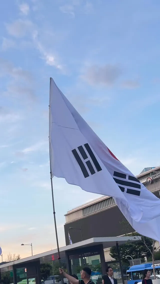 인스타에서 크리에이터로 활동한 지난 4년의 시간 중
내가 유일하게 지킨 한가지.

“중국 기업은 무슨일이 있어도 홍보하지 않겠다.”

테무 알리