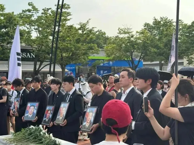 취지에 맞지않는 장소로 
추모행진을 진행한것에 대한 비판에 거품물고 달려오시는 분들

혹시 현충원이라고 알고계신가요? 

✨️6.25 쌩까고✨️