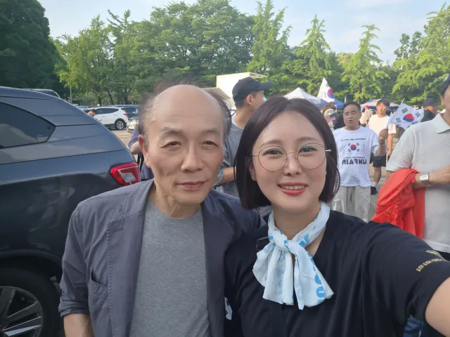 전원책 변호사님🩷