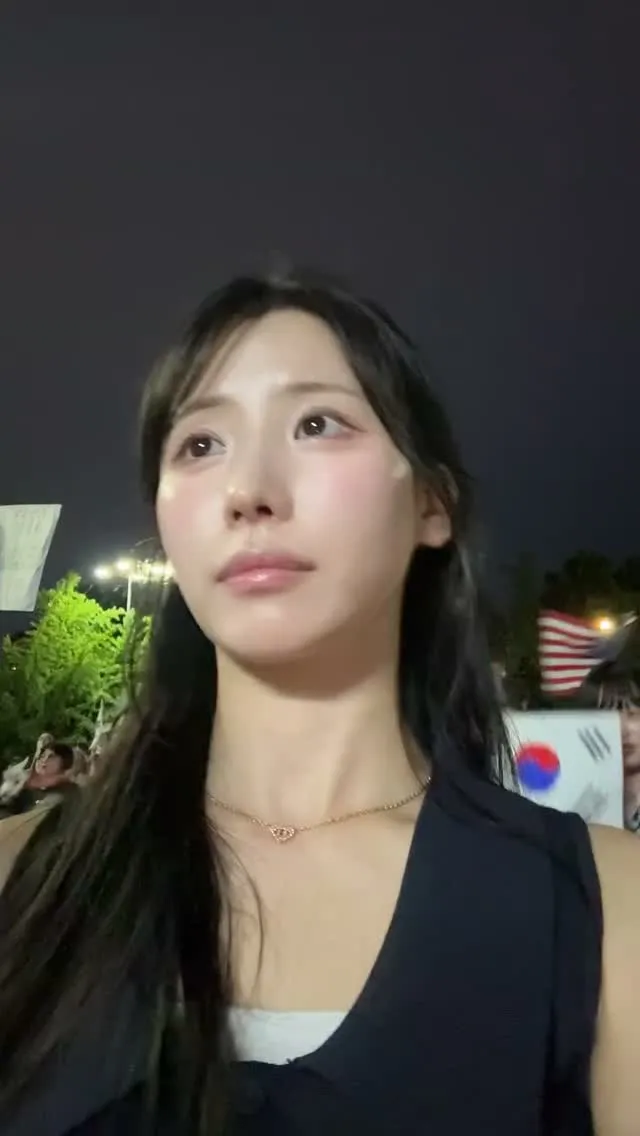 여러 음모론? 그거 다 거짓선동인거
직접 오면 또 느낀다..ㅠㅅㅠ
분위기 너어무 좋고
매번 좋은 기운만 받아감 ♥
대한민국 화이팅 🤍🤍🤍
