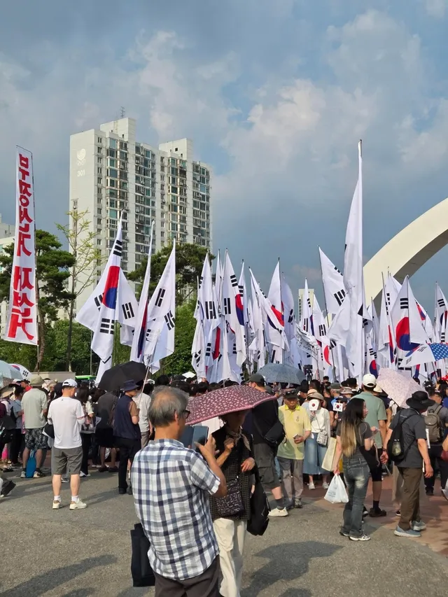 평일이고 주말이고 시간 나면 가서 힐링하고
에너지 받고 오는 곳
게시물 올리고 스토리 올리는거 까지는 안바라지만
한명이라도 더 관심 가지길 바라