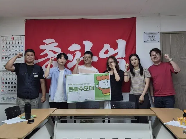 ‘올공’에서 또 번진 이주민 혐오…‘대림동 모델’로 맞선다

‘투표용지 부족 사태’로 촉발된 서울 송파구 올림픽공원 개표소 봉쇄 시위가 한달 가