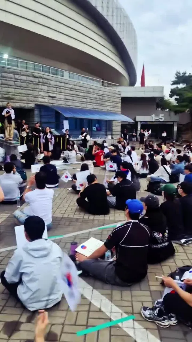 애기 보러 이만 퇴근합니다..제발 아무일 없기를..🙏