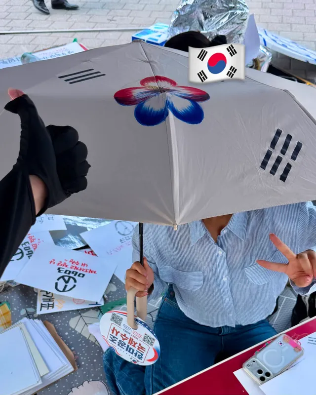 저 양산 자랑 좀 할게요🇰🇷❤️🧚🏻‍♀️ @pp._.you 
오늘도 올공 평화롭습니다🤍
