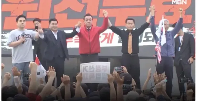 뉴비들은 이새키들 거르면 됨
간첩임