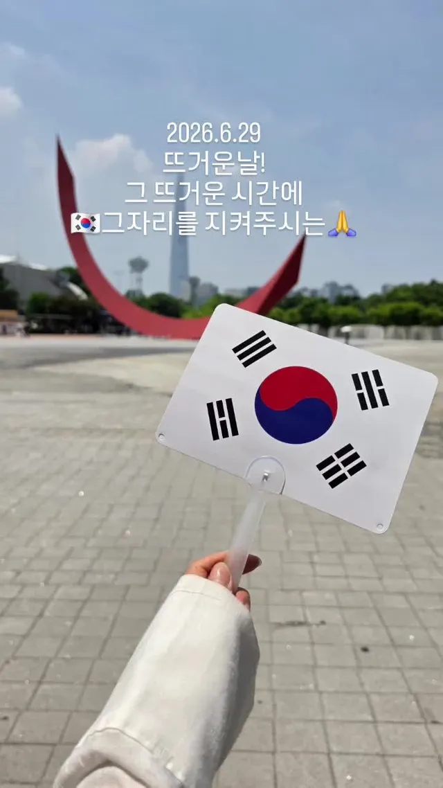 #올림픽공원🇰🇷 #뜨거운날! 
월요일 2030 🇰🇷4050의 학생, 직장인
성실한 젊은이들이 각자 위치에서 그 시간
일 할수있도록 그 빈