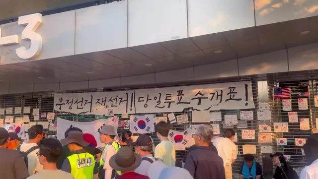 6/29 월요일 18:55 올공 2-3게이트 실시간.. 
자유혁신당?과 시비가 붙은 거 같은데. 
오늘 캄보디아 어쩌구는 뭐고 정신없다ㅠ 분열하