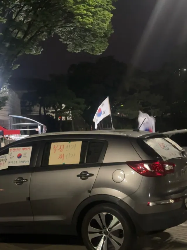 올공 핸드볼경기장 기억모음 

다양한 사람들이 모인만큼 
매일매일 
화나고 웃고 반복되는 올공..

많이 많이 와주세요
올림픽공원 핸드볼장에 모