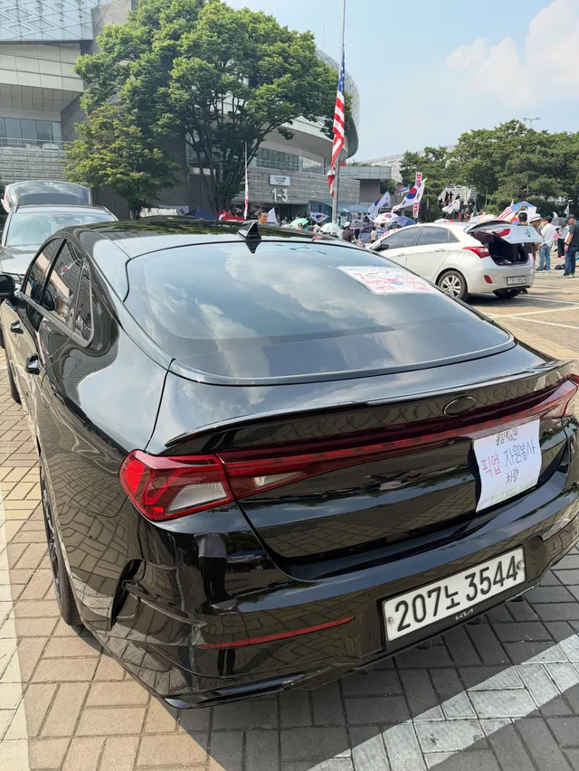 자주 이용해주시는 한 분 근처에서 픽업하고

다시 올공와서 봉사하시는 분과 돌아다녔는데 

많은 걸 받았네요 .. 

감사합니다 , 

다시 집