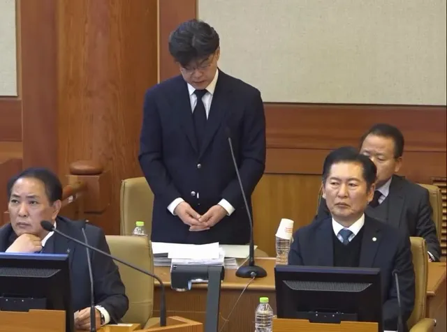 선거 부정이 있다면 대통령 탓이라던 그짝들
나는 오늘도 과거의 나와 싸운다..