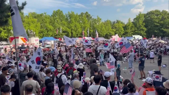 올공 가고싶다 ..
금단현상 4일째 주말 딱기다려라 🇰🇷🇰🇷🫡