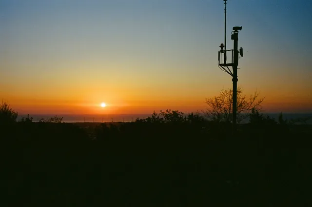 Metal cactus. 
.
📸 #leica 
🎞️ #kodak 
.
#film #sunset #meditation