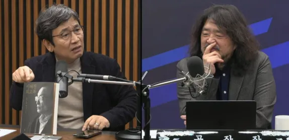 문조털래유의 덫[편집실에서]

‘문조털래유’라는 말을 처음 접했을 때 당혹스러웠다. 전직 대통령, 집권당 대표, 진보진영 빅스피커, 대표 지식인