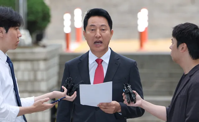 오세훈의 서울시, 이전과는 사정이 다르다

오세훈 서울시장이 6·3 지방선거에서 연임에 성공했다. 직전 임기 때와는 시작부터 처지가 다르다. 당
