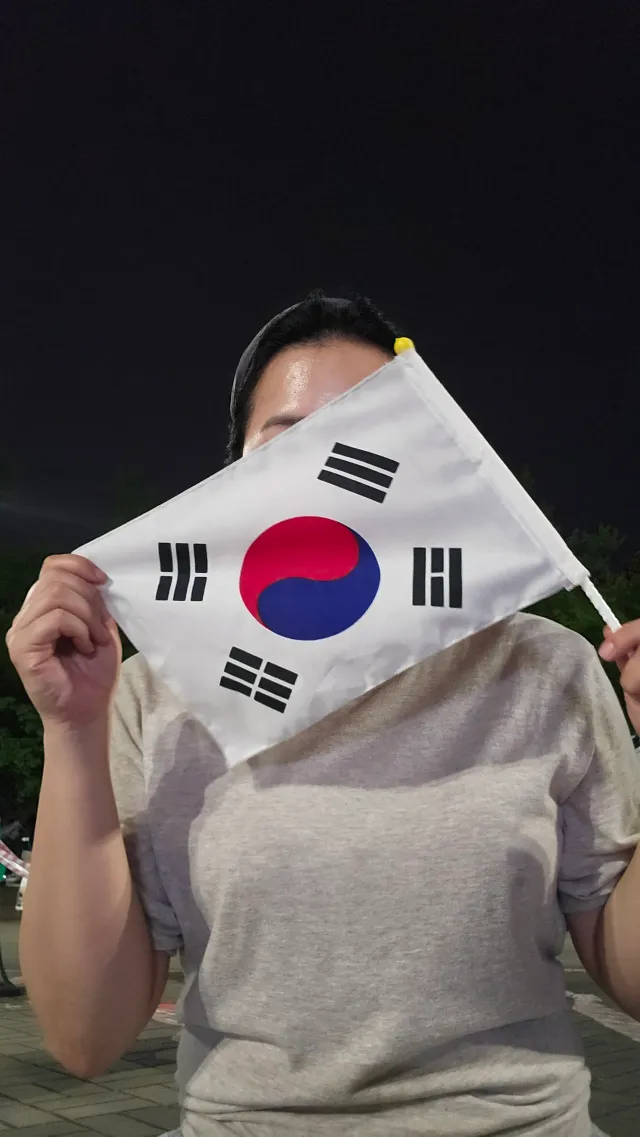 올림픽 공원 새벽반은 여전히 좋아..🥹

여기저기 잡음도 있는 것 같고 분열도 생기는 것 같지만,
1-3 새벽반은 구호 소리가 작아지면 누군가