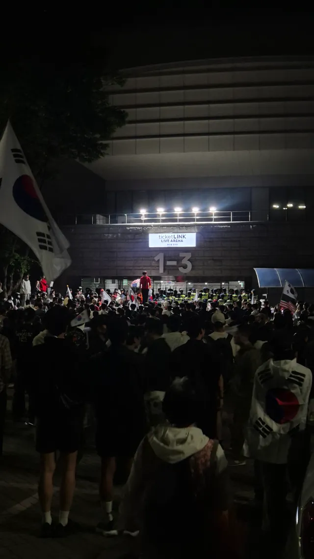 6월 5일날 가서 밤샘 후 회사 때문에 그 뒤로 못가고 있었는데 뭐가 많이 바꼈다면서요....?

뭐 어디가 무슨 존이고 어디가 무슨 존이고..