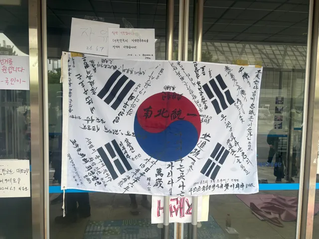잠실 스케치벽 (핸드볼경기장 2-1 게이트)

방명록 적어주세요~~

지금 인원 1 게이트 들 부터 차고 있어서 다행!!