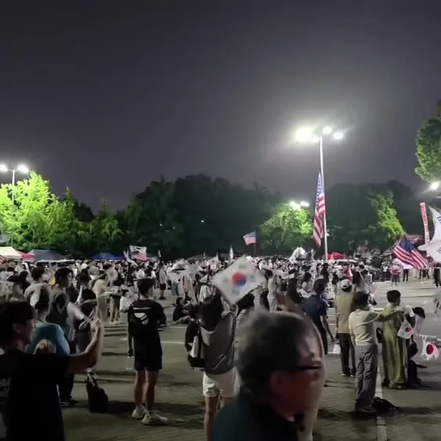 걱정마세요 잘~ 돌아가고있습니다!!