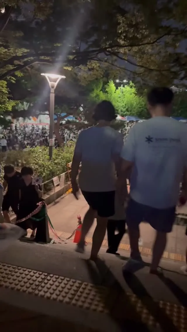 6.28~30 올공에서 만난 반가운 얼굴들 👋

* 한성천 선생님 : 부스를 만들어 부정선거 관련 내용들을 알리고 계셨음.
* 황도수 교수님 