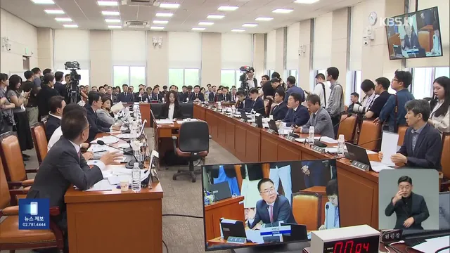 “선관위 아직도 정신 못 차렸다”…여야, 한목소리로 질타

[앵커] 오늘 국회에서는 투표용지 부족 사태 국정조사 2차 기관보고가 진행되고 있습니