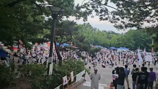 수요일 저녁 7시 30분.
오늘의 올공(Ptr.Daniel Yoon)~🇰🇷