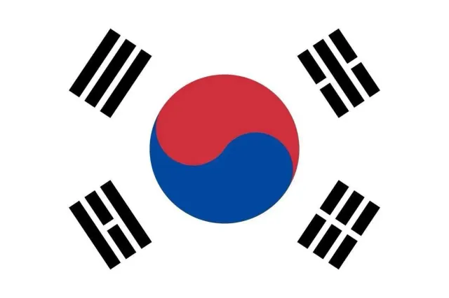 적당히 댓글돌이나 하면서 살려고 했는데
엊그제 잠실 직접 다녀온 뒤로 이번 사태가 도저히 답답하고 화가 나서 안되겠습니다.

태극기가 불편하신 
