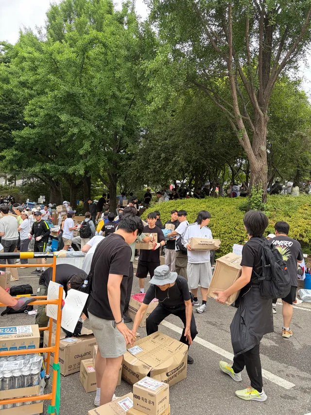 잠깐 자원봉사했지만 일정이 있어서 돌아갑니다.
남으신 분들 파이팅입니다.