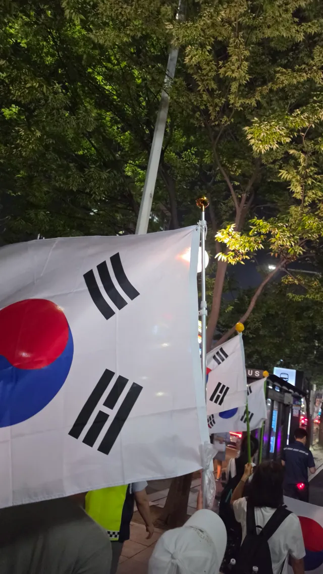 내일은 부천 신중동에서 모입니다!
많이 모여주셔서 목소리 내주세요!!!!!!!