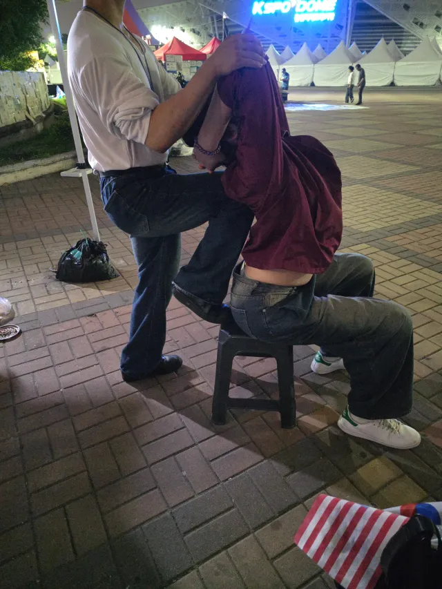 내일도 많이 찾아와주세요 !