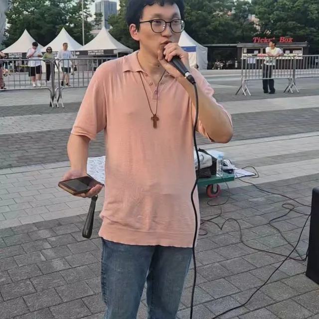 올공 두번째 후기
난 그냥 거기가서 그 구호를 듣자마자
 이 나라가 왜 이렇게 됐을까요? 주님이라고 말했다.
이번엔 구석이 아니라 좀 가운데로 